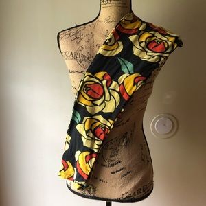 Lularoe Yellow rose OS leggings